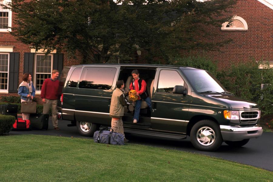  Ford Econoline 1997 года  (фото 37 из 44)